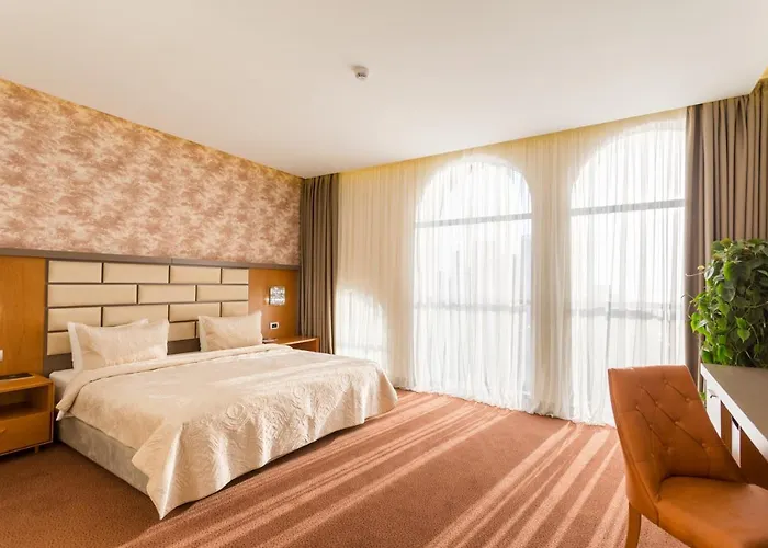отель The Grand Gloria